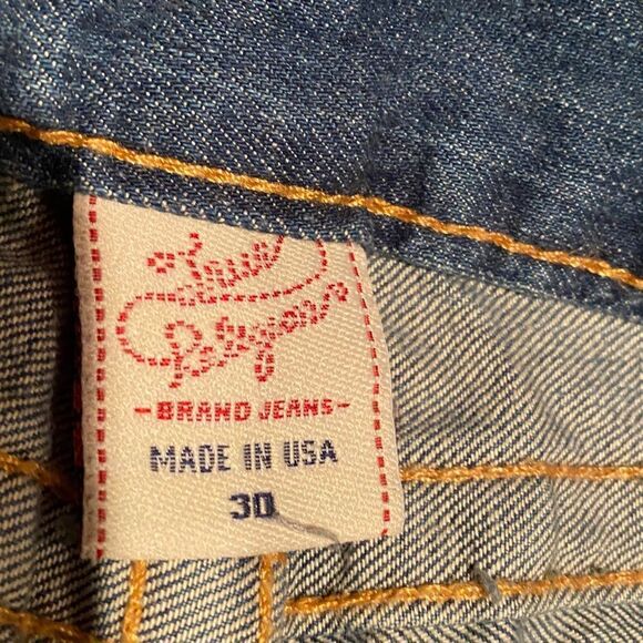 True Religion Bobby Cut Off Distressed Shorts Size 30 - Picture 7 of 13